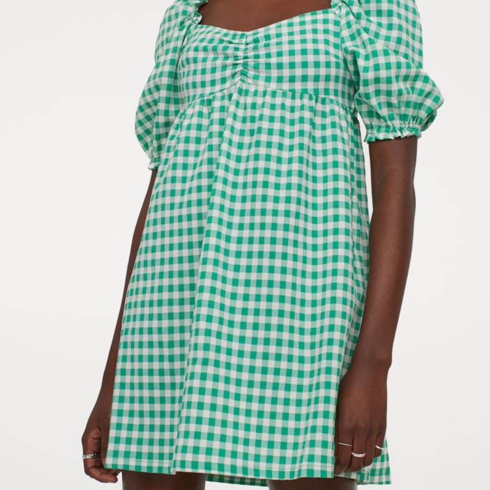 Divided-Green & White check puff sleeve dress